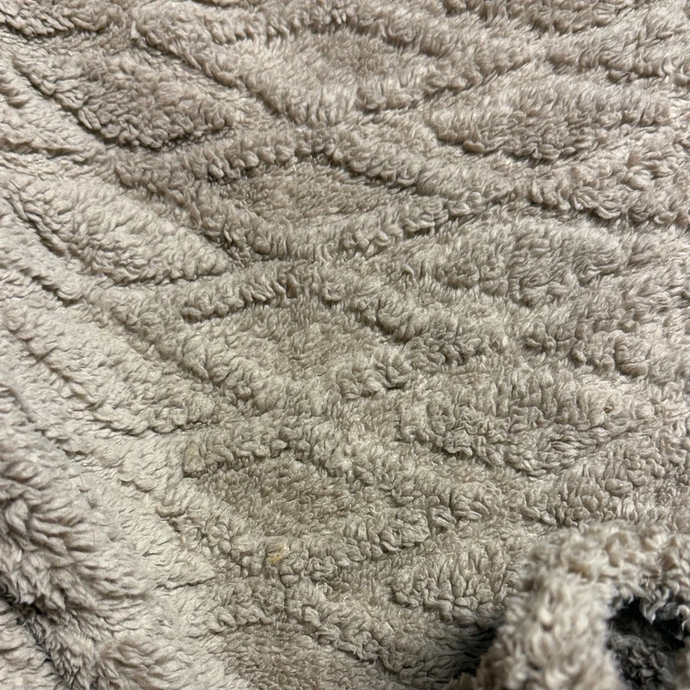 Cozy Tan Throw Blanket